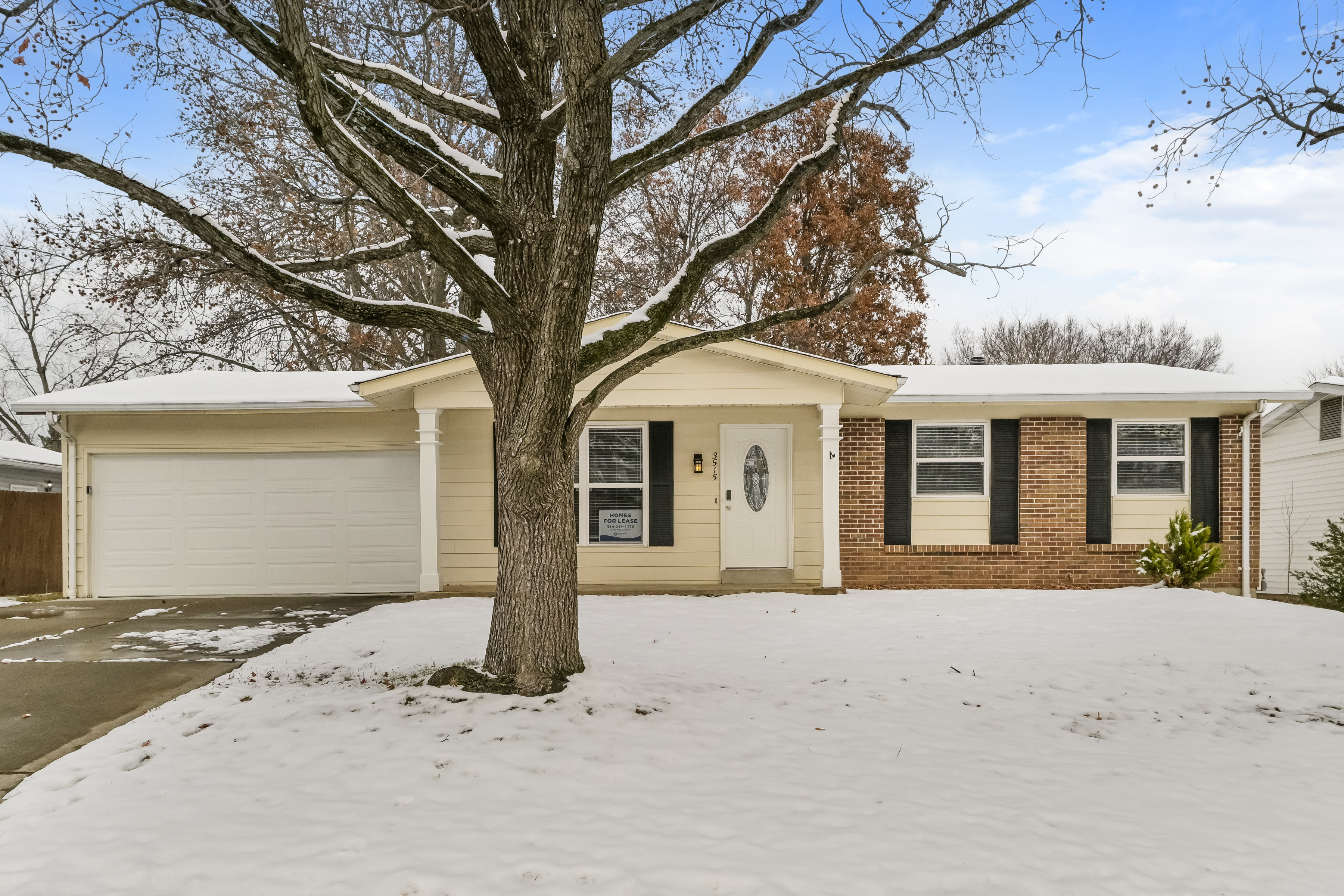 3515 RIDGEWOOD DR SAINT CHARLES, MO 63303